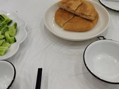 -乡土特色.冷锅鱼.牦牛肉汤锅