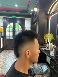 -豪帅男士理容馆