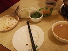 -洞庭洲·防空洞火锅·烧烤·铜锅涮肉(新百广场店)