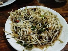 炒豆芽菜（免辣）-三中高皇羊肉馆