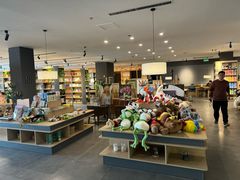 -魔方城市书房(中街益田店)