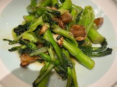 -港丽餐厅(正大店)