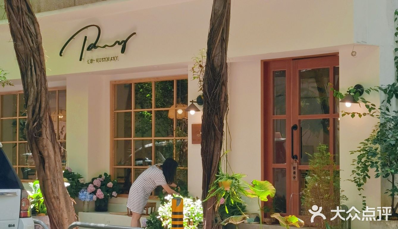 佛山叹啡 | 误入美丽花丛