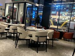 -必胜客(安盛金马店)