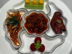 -千百味红餐厅·江西菜(绿地双子塔店)