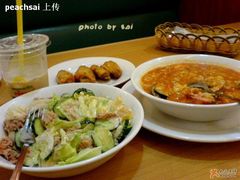 组合-萨莉亚意式餐厅(特力时尚汇店)