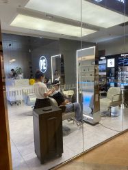 -PE SALON