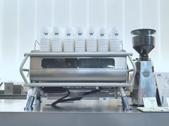 -M Stand(上海人民广场来福士店)