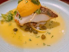 香煎深海比目鱼-Golden Lily河内巴黎法越料理餐厅(建国西路店)