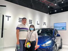 -TESLA 特斯拉(北京颐堤港体验店)