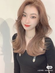 -时尚殿堂明星门店