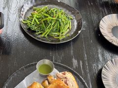-泰莲庭·溪畔餐厅(雁栖湖店)