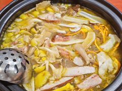-菌之家·专业纯野生菌火锅·特色炒菌