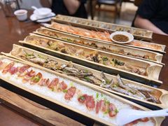 -胡须哥网红竹筒菜