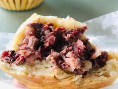 精品火烧-闫家驴肉老店(华电一校店)