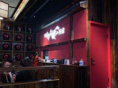 -先启半步颠小酒馆(白麓里店)