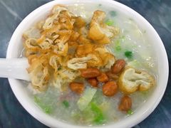 艇仔粥-穗银肠粉店(东川路店)
