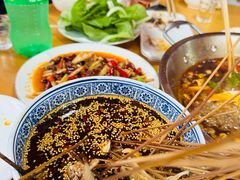 -大众跷脚牛肉馆·非遗传承单位(峨眉山店)