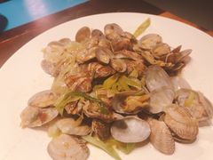 -臻鲜燕海鲜融合餐厅(金陵style店)