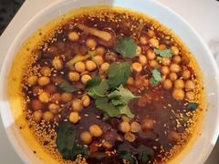 酸辣粉-麻六记(新天地店)