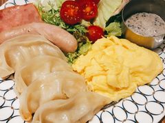 -必胜客(打浦桥日月光店)