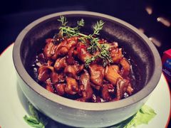 -荷栖小院·品质江西菜(红谷滩店)