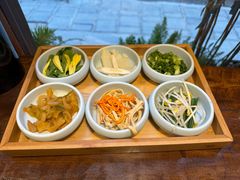-银米·云南传统过桥米线(双廊黑金冠店)
