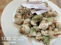 -岛中岛·海鲜大排档·万宁老字号(东澳店)