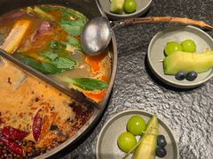 -三出山火锅(南京万象天地店)