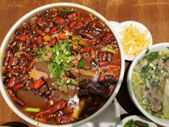 -犇逸·乐山跷脚牛肉·四川现炒(览海店)