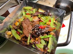 -弄堂里(滨江龙湖天街店)