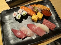 -沼津魚がし鮨(御殿場アウトレット店)