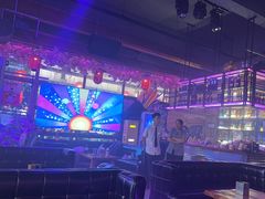 -喜鹊音乐酒馆(西街店)