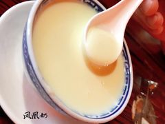 -周大娘牛乳(旧寨古村总店)