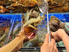 -雍容荟帝王蟹活龙虾展台自助(IFS黑金店)
