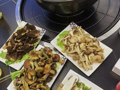 -野菌皇海景野生菌火锅(滨海大道店)