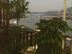 -夜宴江景餐厅