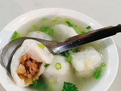 -六合夜市
