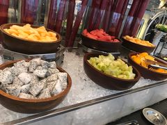 -圣丰索菲特·2 On 988 Café 自助餐厅