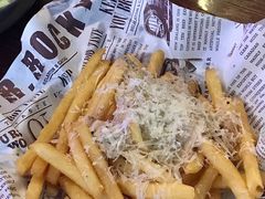 美式芝士网红薯条-MR.ROCKY洛奇先生RESTAURANT&BAR(宝安壹方城店)