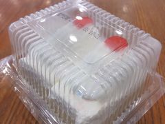 -红宝石·鲜奶小方·海派西点房(南丹店)