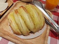 大面包-西贝莜面村(上海百联西郊店)