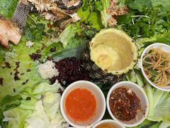 -沐毫傣泐云南菜孔雀宴•手抓饭傣味烧烤(曼听公园店)