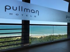 -三亚湾海居铂尔曼度假酒店