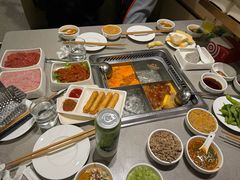 -海底捞火锅(宝龙广场夜宵主题店)