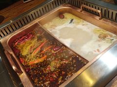 -老牌坊云南鱼豆花火锅(爱建店)