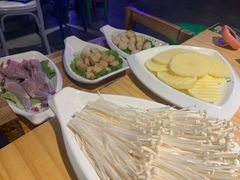 -小小河边鱼(天润城店)