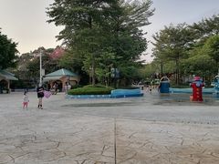 -史努比缤纷世界