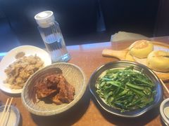 -95号酱骨·一块豆腐(展春园西路店)