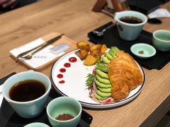 超巨型牛角包Plus-GOTLOT COFFEE&KITCHEN角落厨房NOOK店